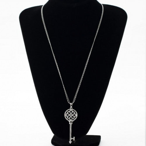 Luxury Silver Plated Crystal Chain Pendant Necklace